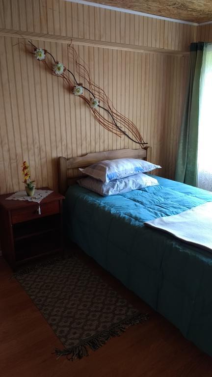 Mi Hostal Tu Casa: Familiar Lodging for Travelers with Bike Storage Puerto Montt Exterior photo